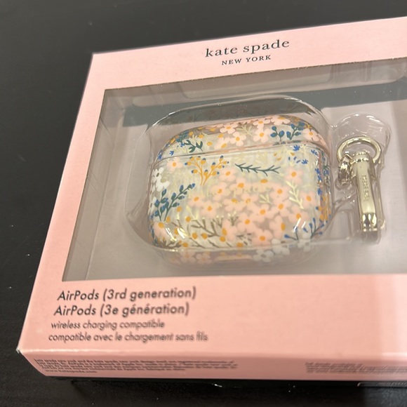 Kate Spade multi floral AirPods case 3rd generation - Picture 2 of 3